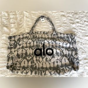Alo Yoga Tote Bag Grey Tie-dye Brand New